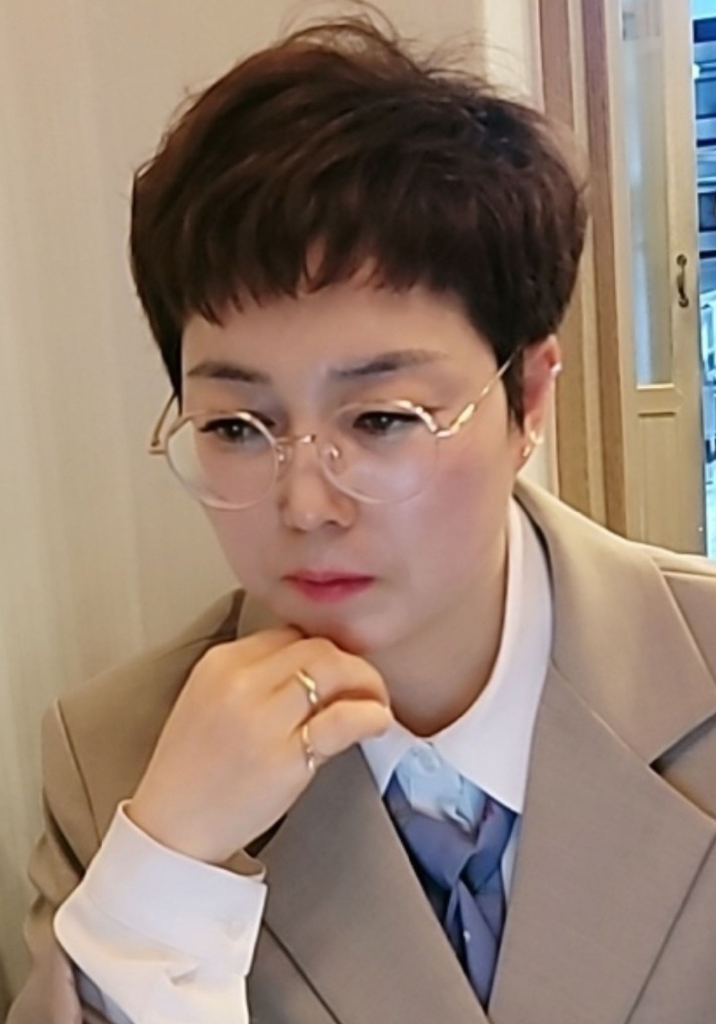 전문가 프로필사진